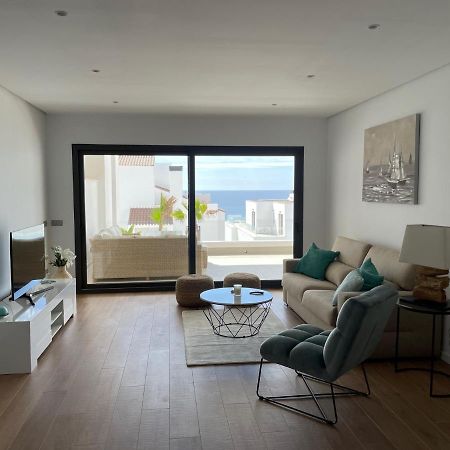 Modern 2 Beds Apartment In Alcaidesa Dış mekan fotoğraf