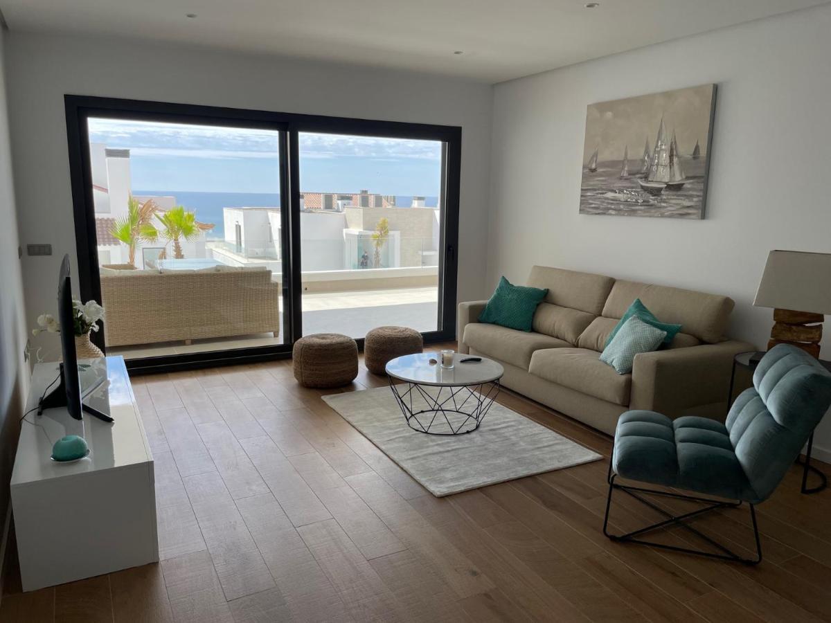 Modern 2 Beds Apartment In Alcaidesa Dış mekan fotoğraf